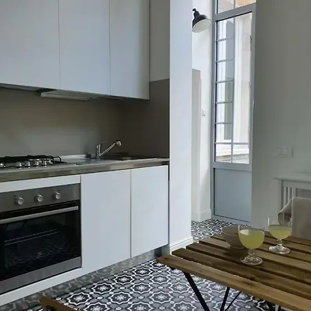 The Sun Theater フェラーラ