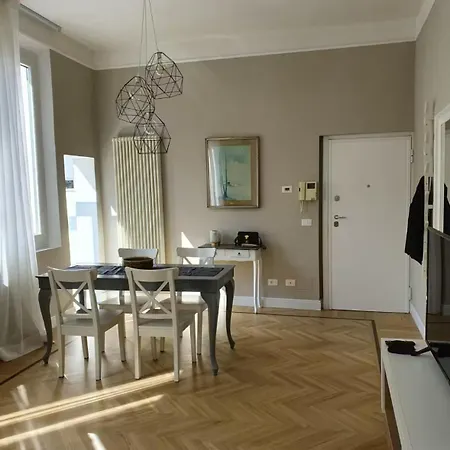 Apartment The Sun Theater *