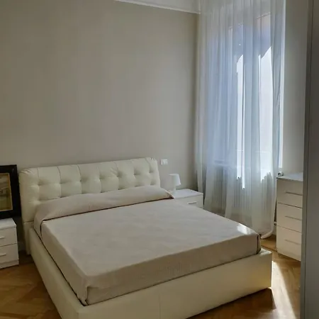 The Sun Theater Apartment