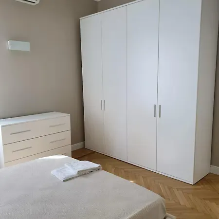 The Sun Theater Φεράρα