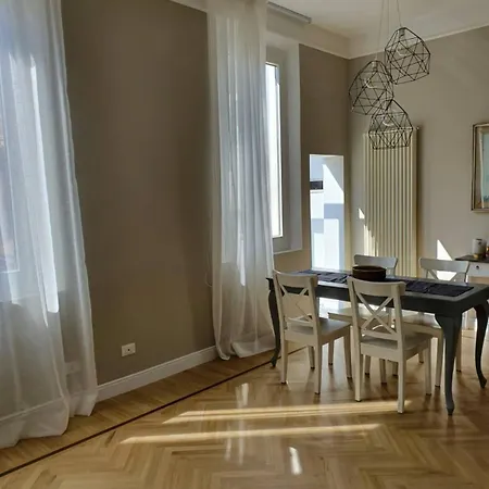 Apartment The Sun Theater *